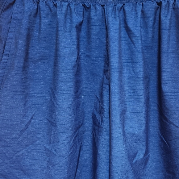 Nike Blue Athletic Shorts Lightweight Relaxed Fit - Picture 4 of 4